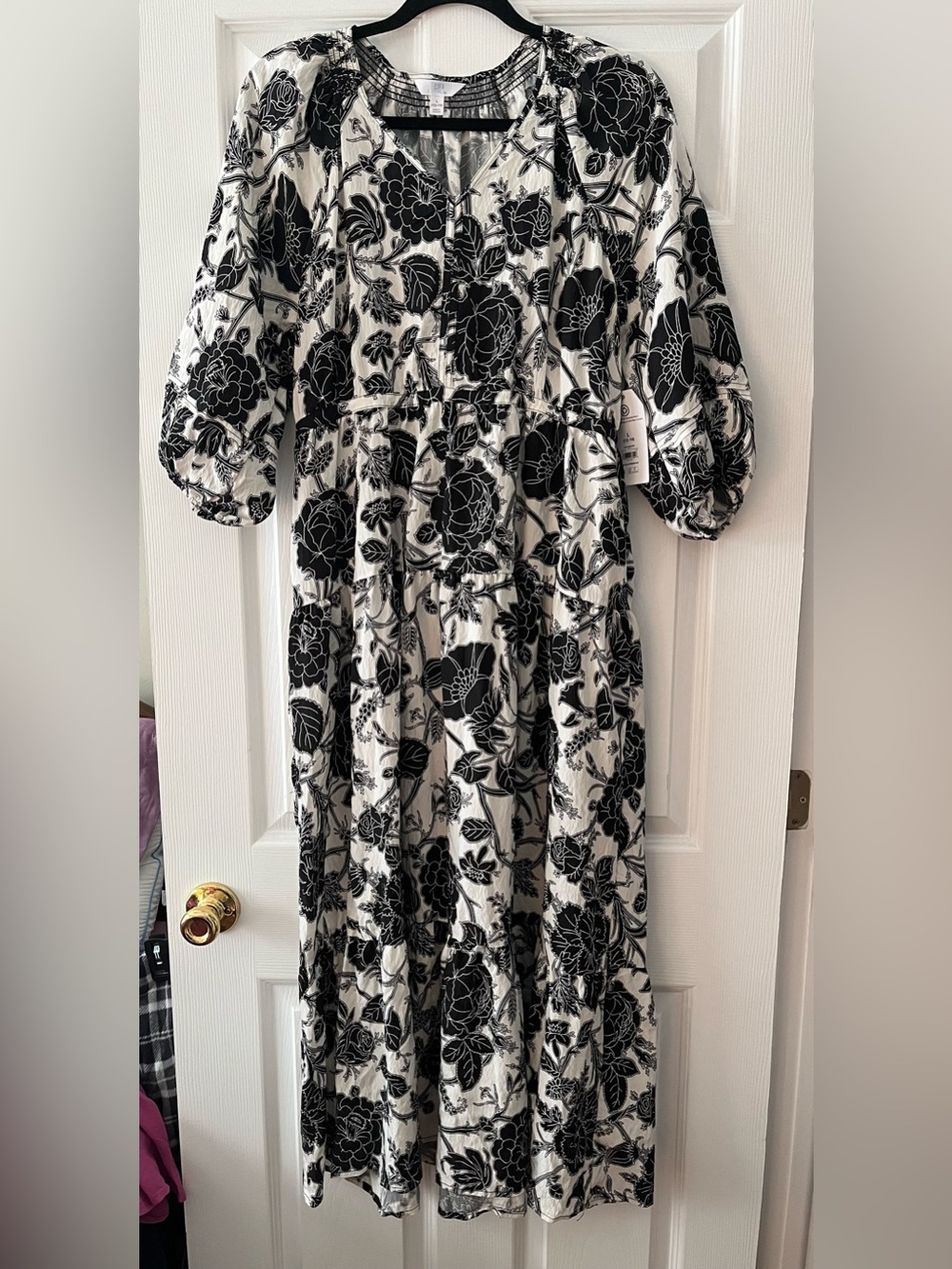Time and Tru Black and White Floral Maxi Dress - Picture 2 of 4
